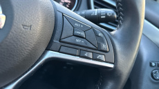 Nissan Qashqai 1.3 DiG-T 160 N-Connecta 5dr Petrol Hatchback